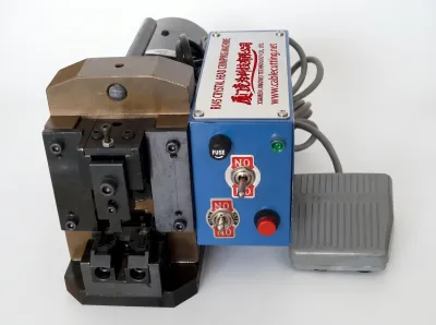 Automatický krimpovací stroj RJ45 s křišťálovou hlavou WPM-PC