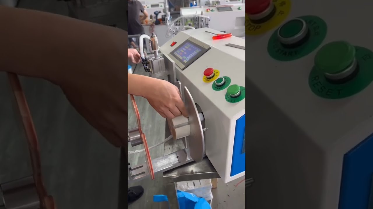 Automatický stroj na přesné počítání metrů, řezání a navíjení kabelů | Tovární automatizace