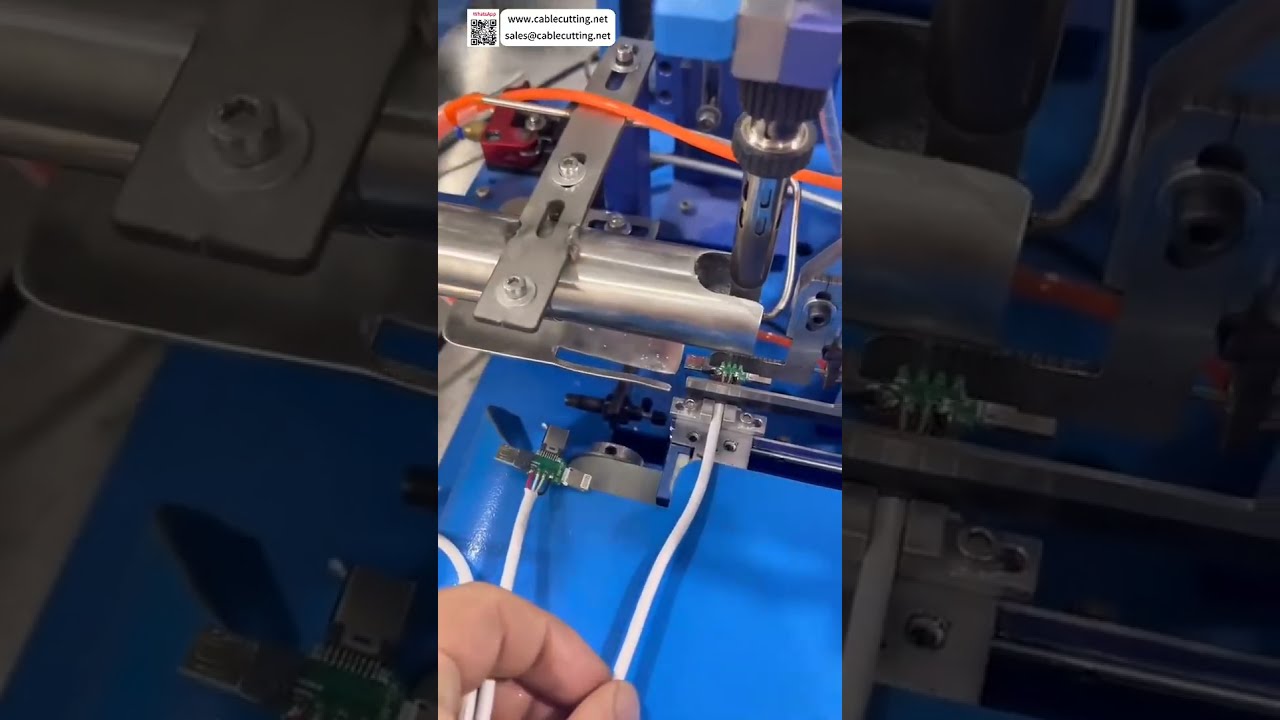 Ruční pájecí stroj s řetězovým pohonem – možnost upgrade na automatický podavač pro vysokou produktivitu