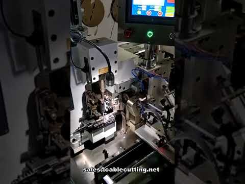 Plně automatický stroj na odizolování, dělení a krimpování plochých kabelů