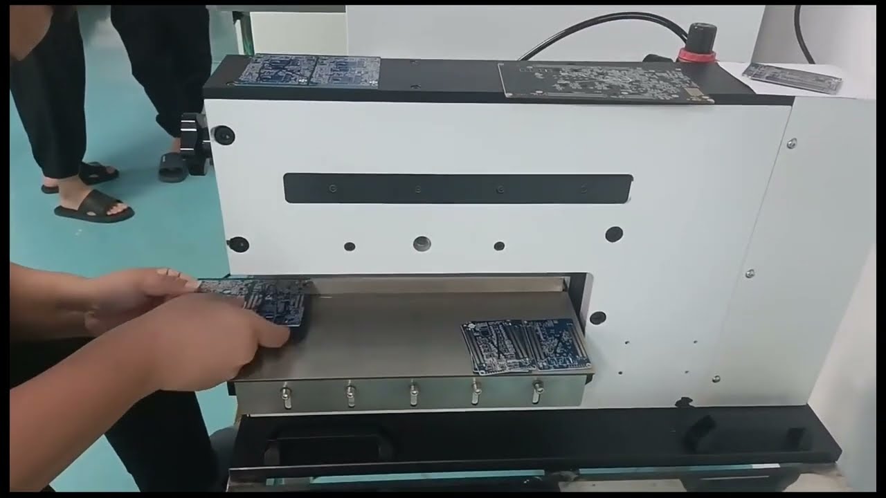 Online dělička desek kolejnicového typu pro SMT AOI výrobní linku | Stroj na děrování PCB fólií