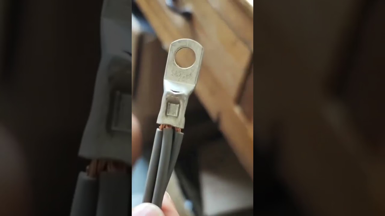 Pneumatický krimpovací stroj pro SC 25 mm² svorky a více #továrna #stroj