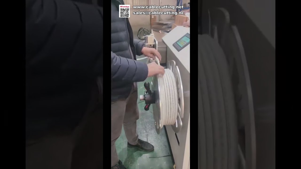 Automatický stroj na zpracování a navíjení kabelových svazků