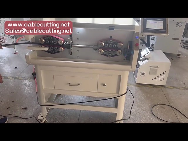 Zařízení na řezání a odizolování kabelů pro EV – Pile Cable Cut Strip Equipment