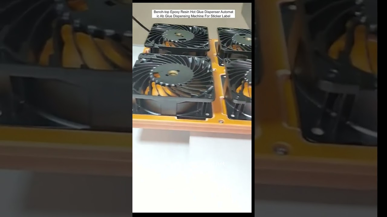 Stolní automatický dávkovač epoxidové pryskyřice a horkého lepidla pro etikety