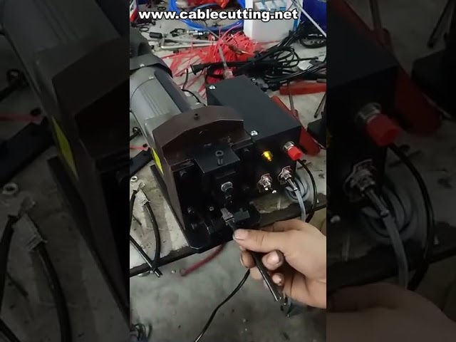 Profesionální krimpovací stroj na RJ45 konektory, krystalové hlavice a síťové konektory