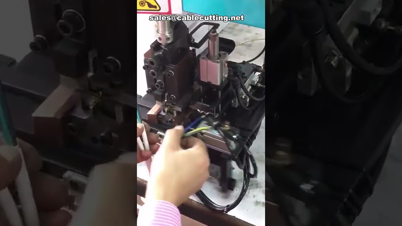 Stroj na řezání, odizolování a krimpování drátů | Automatický kabelážní stroj