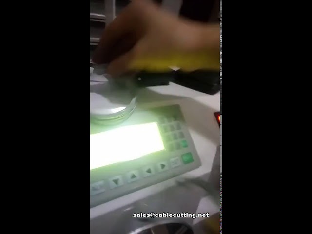 Automatický navíječ ocelových drátěných cívek a vázací stroj – efektivní balení drátů