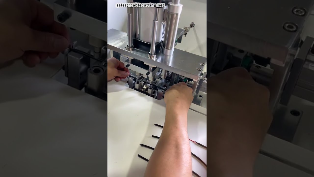 Stroj na odizolování středu kabelů 303 Switch pro kulaté kabely #továrna #stroj #cnc