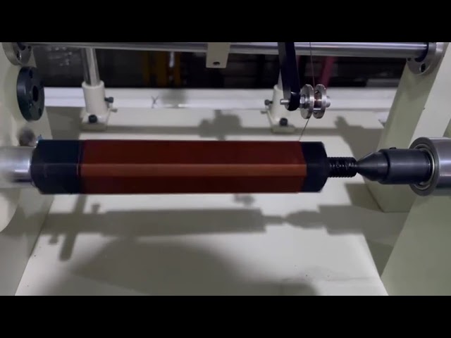 CNC poloautomatický navíjecí stroj na cívky transformátorů