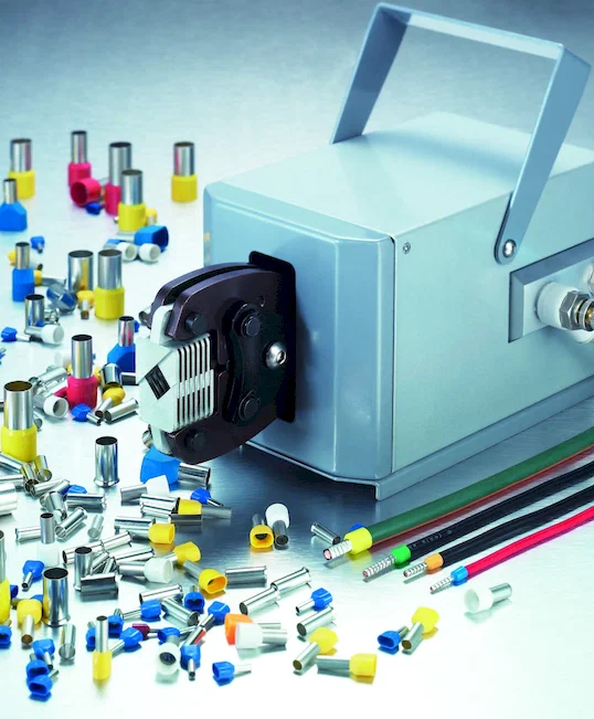 Pneumatický typ stroje na krimpování koncovek WPM-120Y